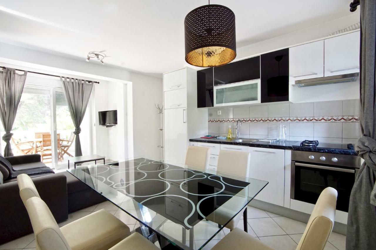 B88 Apartments - Vila Palma สเวติ ฟิลลิปปี ยาคอฟ ภายนอก รูปภาพ